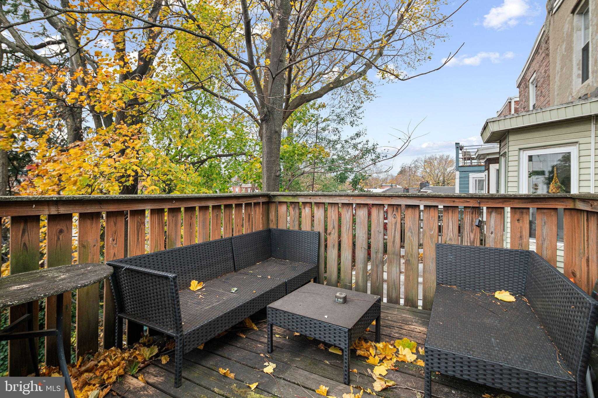 2914 Poplar St photo 18