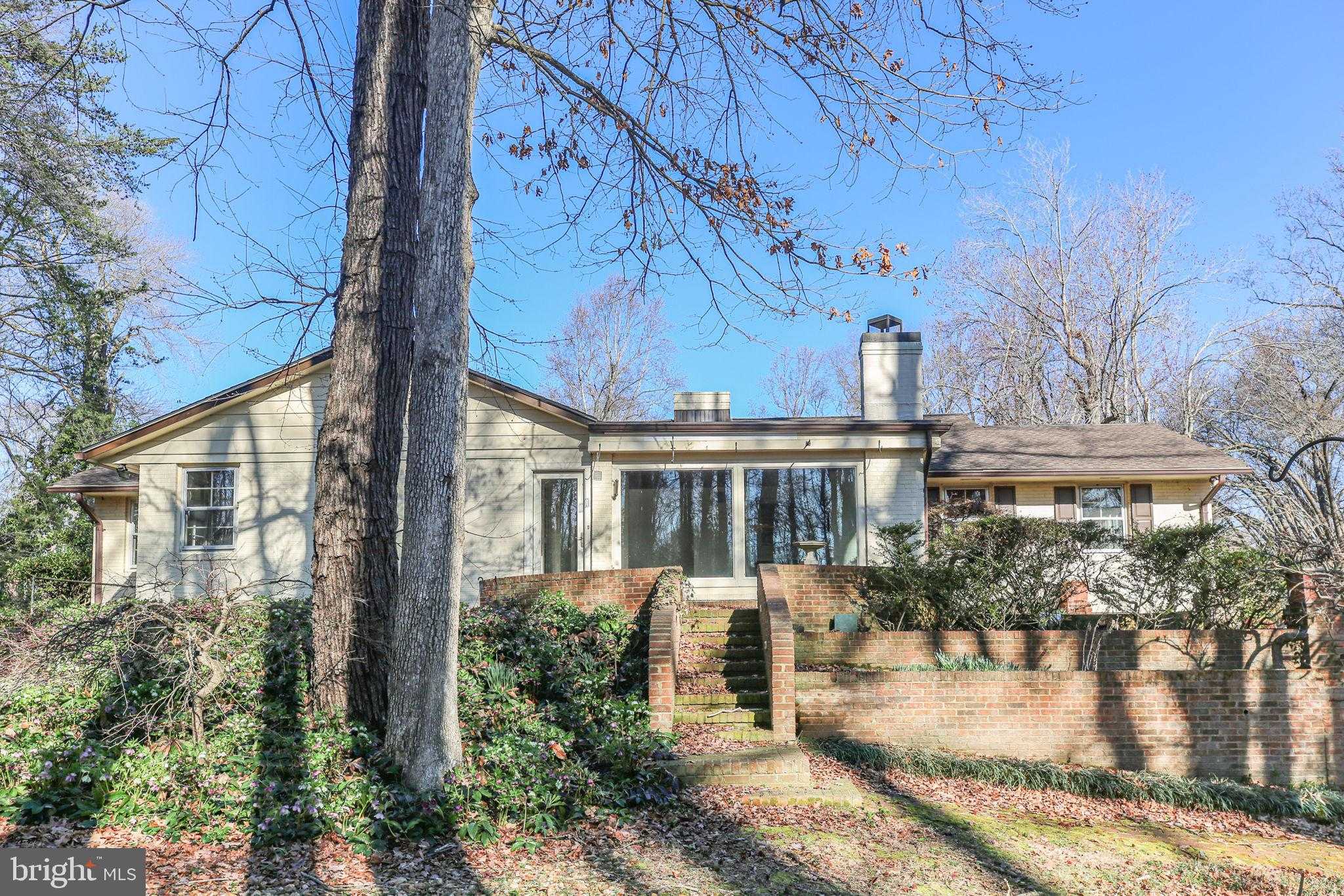 4004 Longwood Dr photo 59