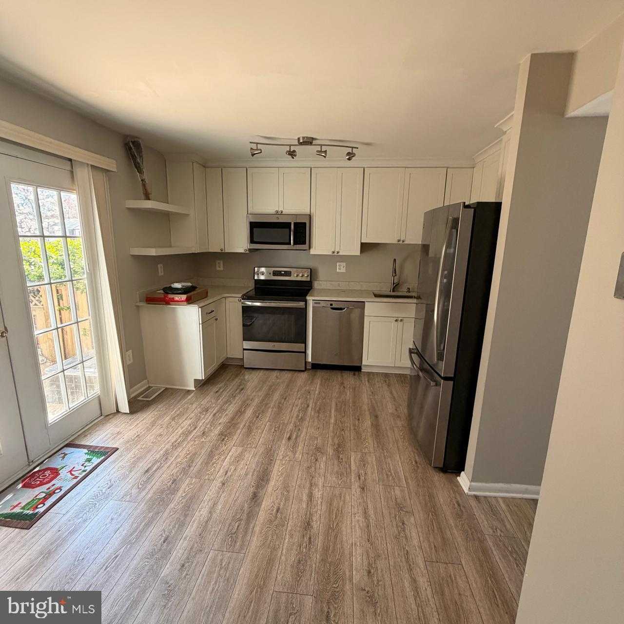 100 Marcum CT photo 3