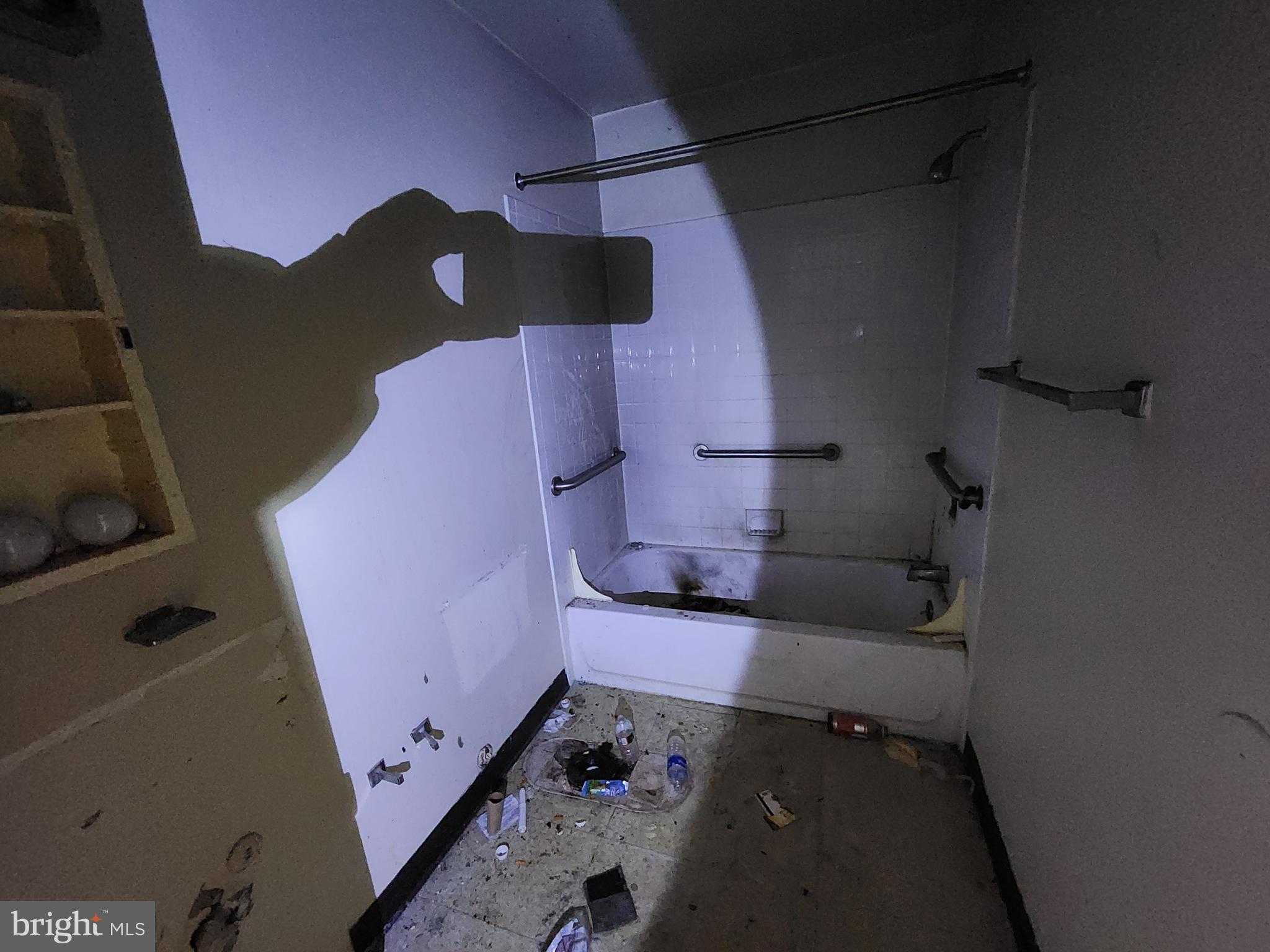 1150 N Carrollton Ave photo 9