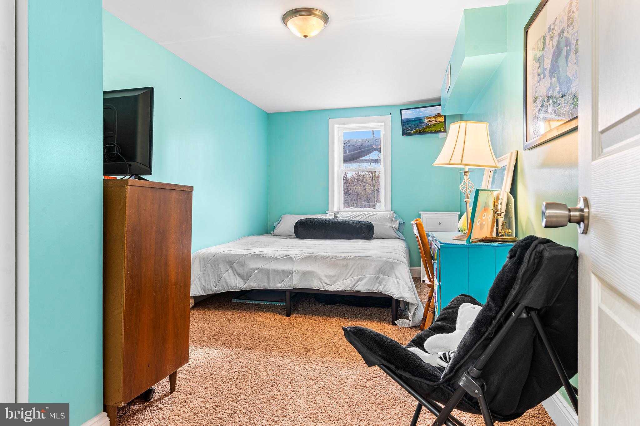 676 W Market St photo 20