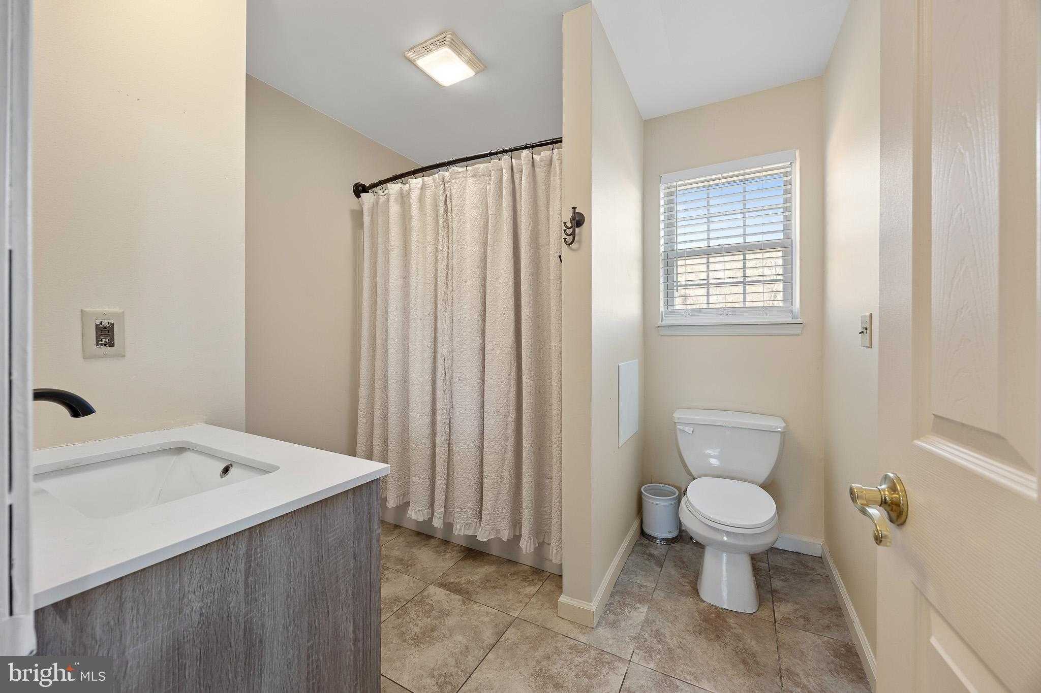 311 Stacia Way photo 32