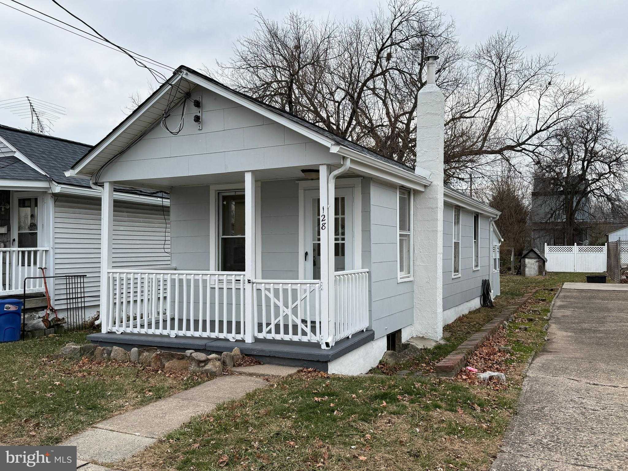 128 Harrison Ave photo 6