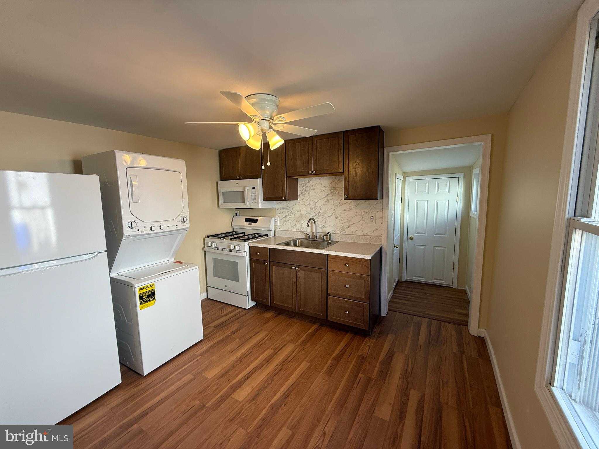 128 Harrison Ave photo 7