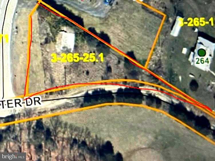 157 Eastern Dr photo 14