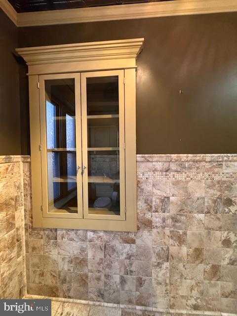 11 N Wayne St photo 21