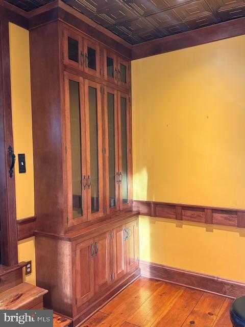 11 N Wayne St photo 32