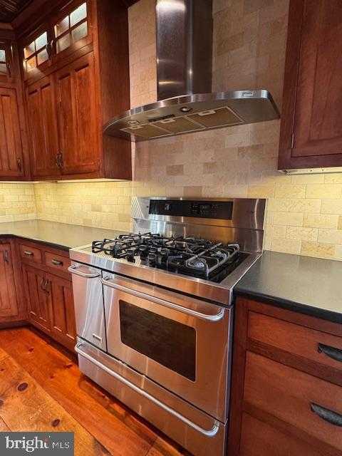 11 N Wayne St photo 34