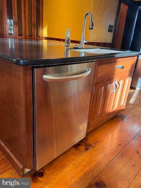 11 N Wayne St photo 36