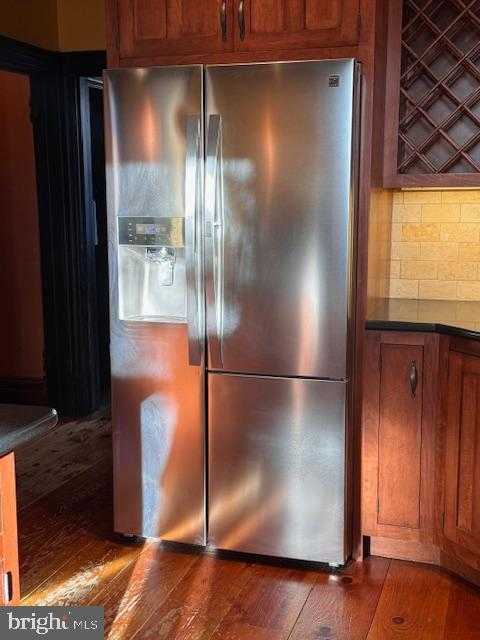 11 N Wayne St photo 37