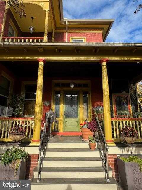 11 N Wayne St photo 7