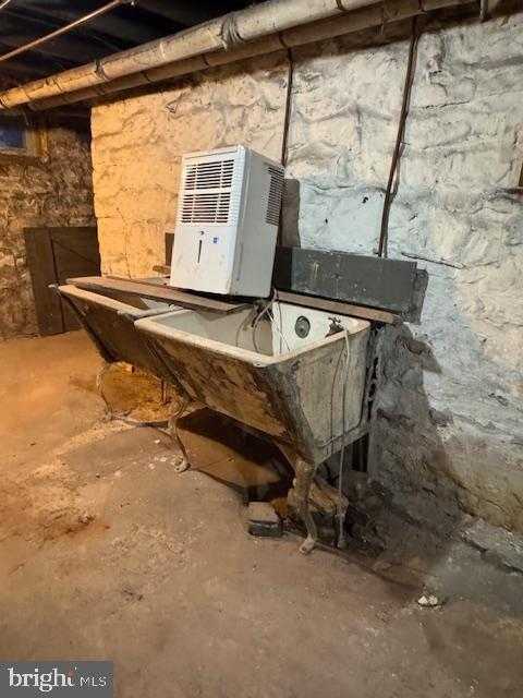 11 N Wayne St photo 77