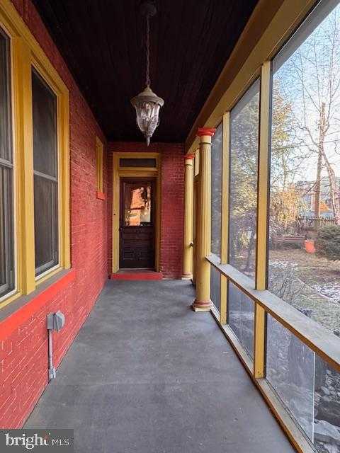 11 N Wayne St photo 79