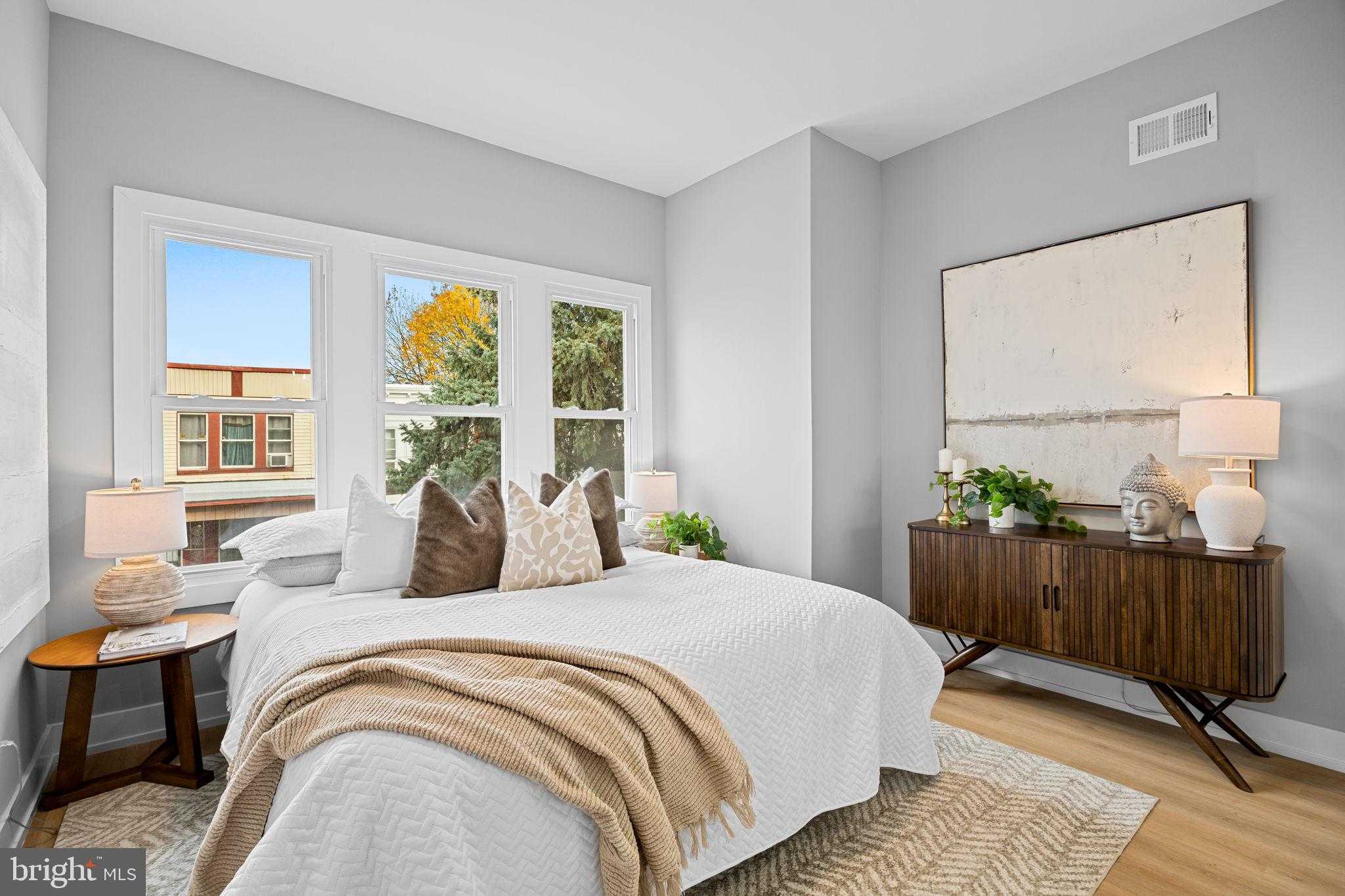 1030 S Frazier St photo 15