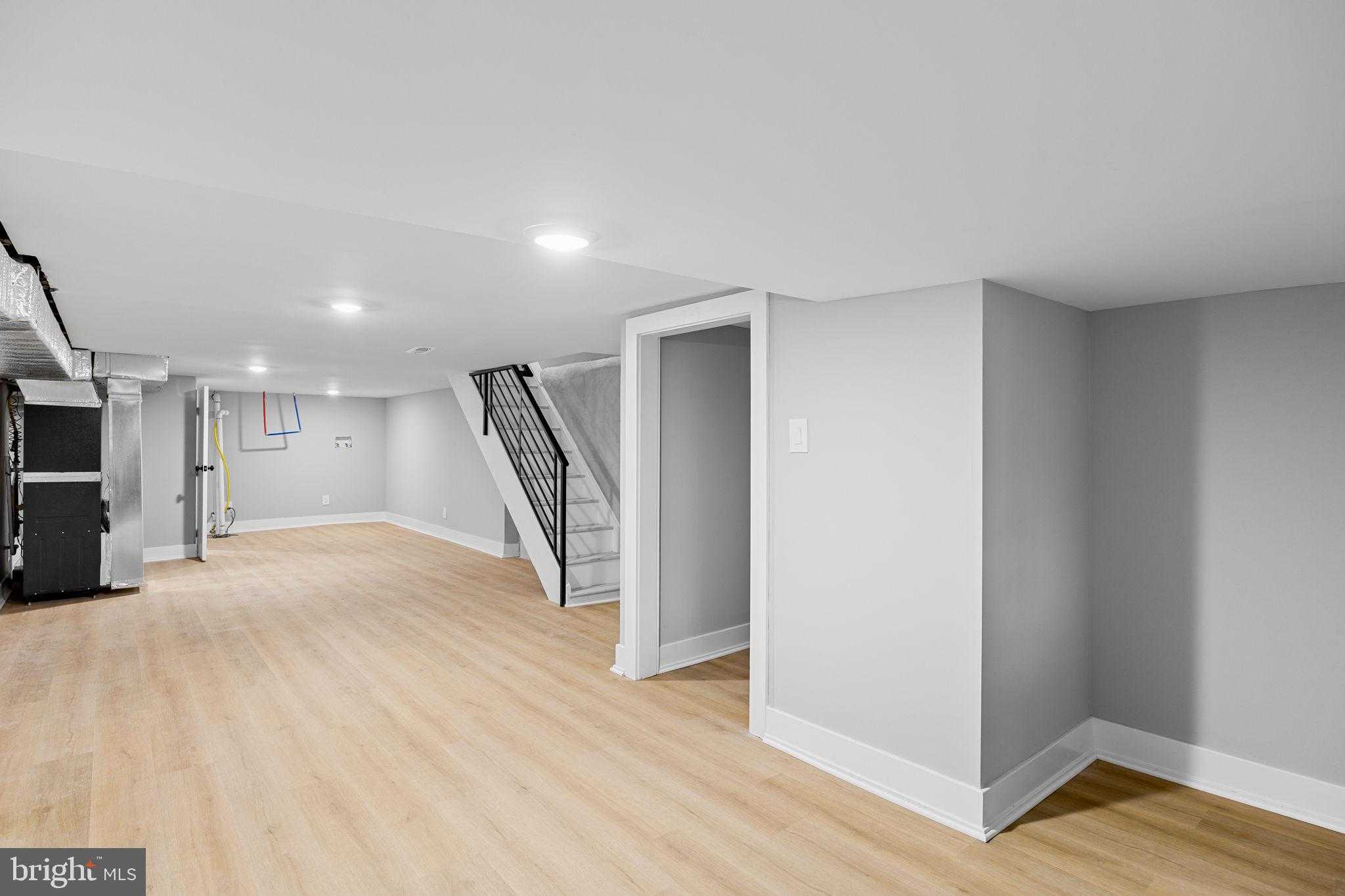 1030 S Frazier St photo 24