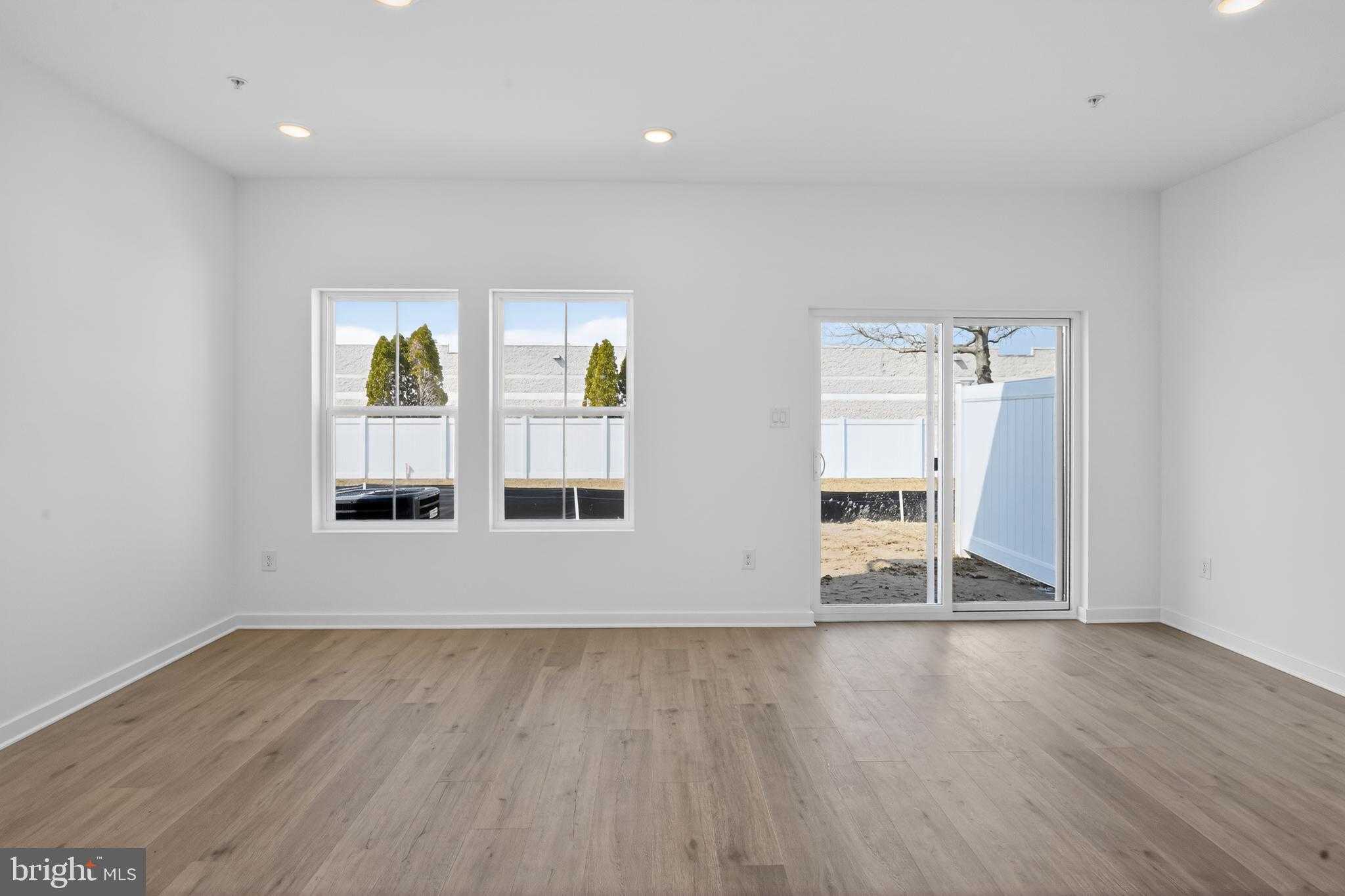 214 Clement Loop photo 12