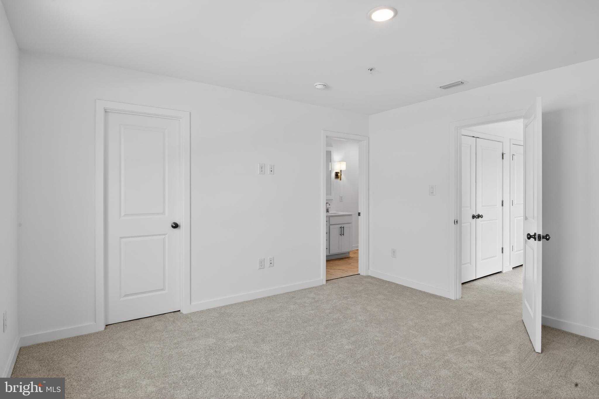 214 Clement Loop photo 16