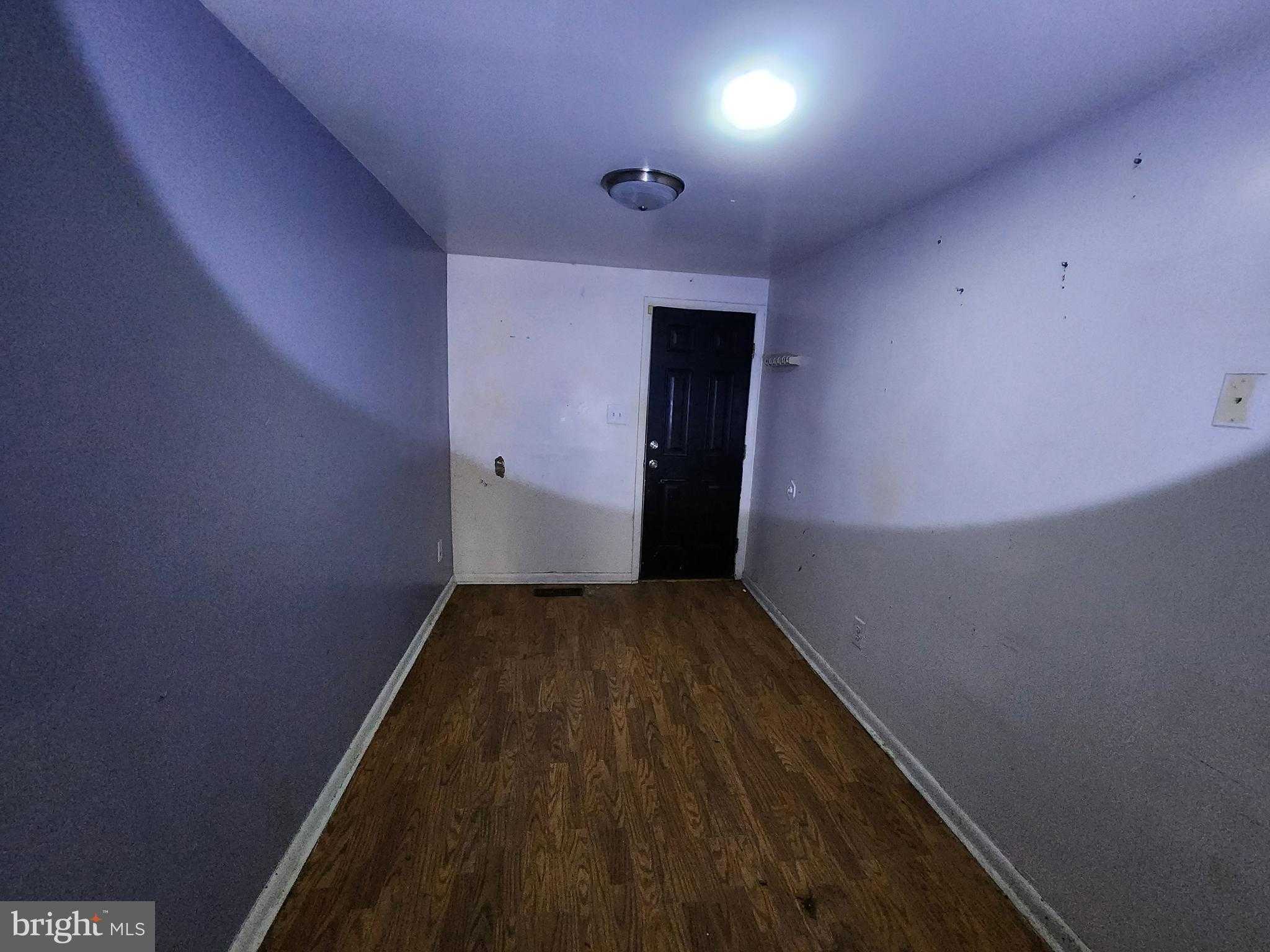 1734 N Calhoun St photo 19