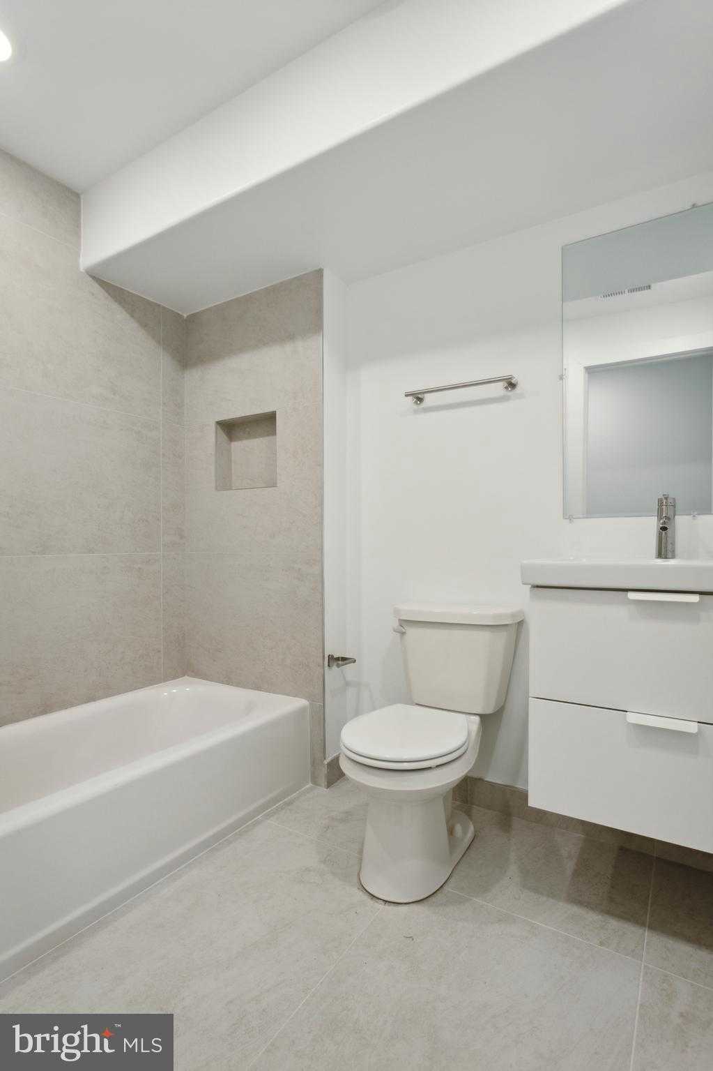 2032 N 18th St photo 10