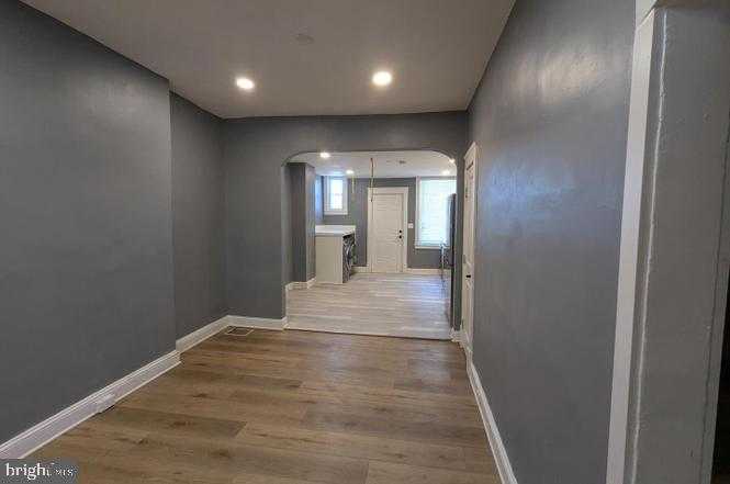 1642 N Ashburton St photo 32