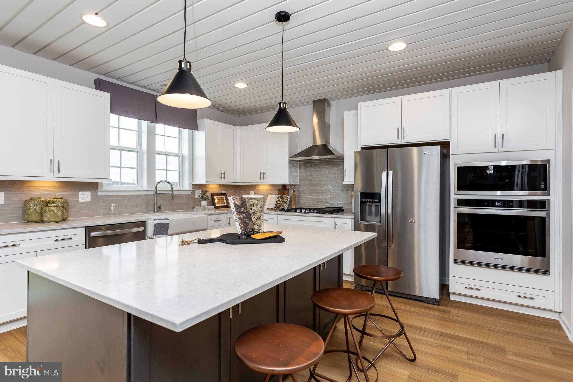 500 Benjamin Rd photo 8