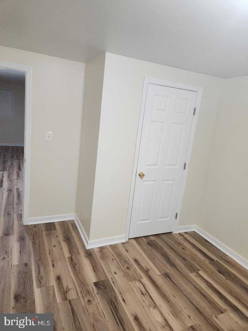 5404 Lakevale Ter photo 19