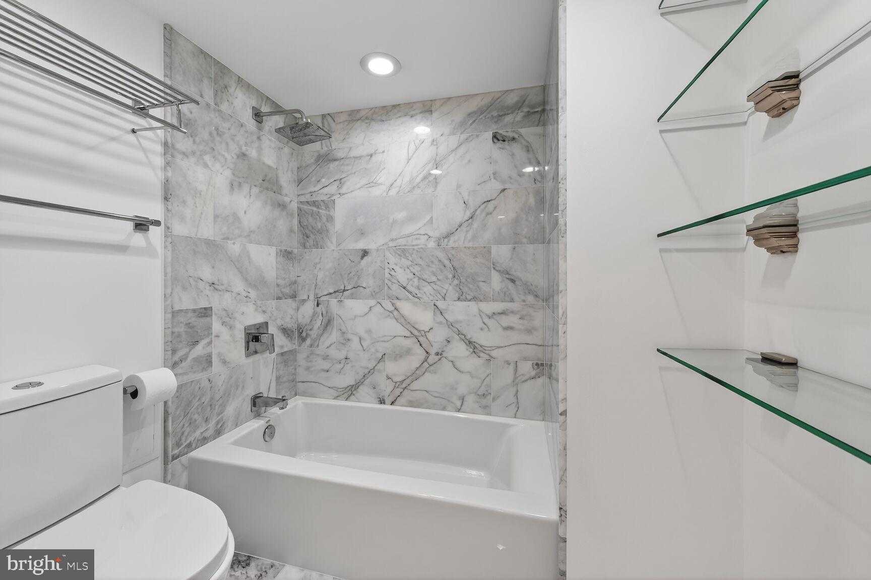 2100 Langston Blvd Apt 339 photo 6