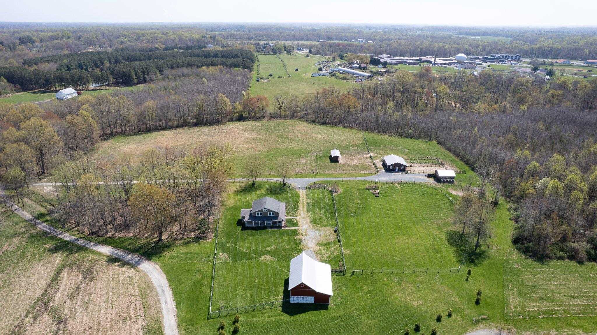 240 Randalia Rd photo 2