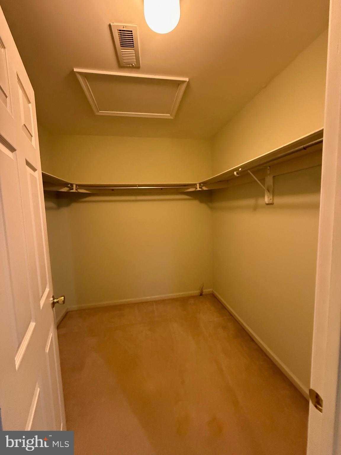 4312 Yorktown Dr photo 16