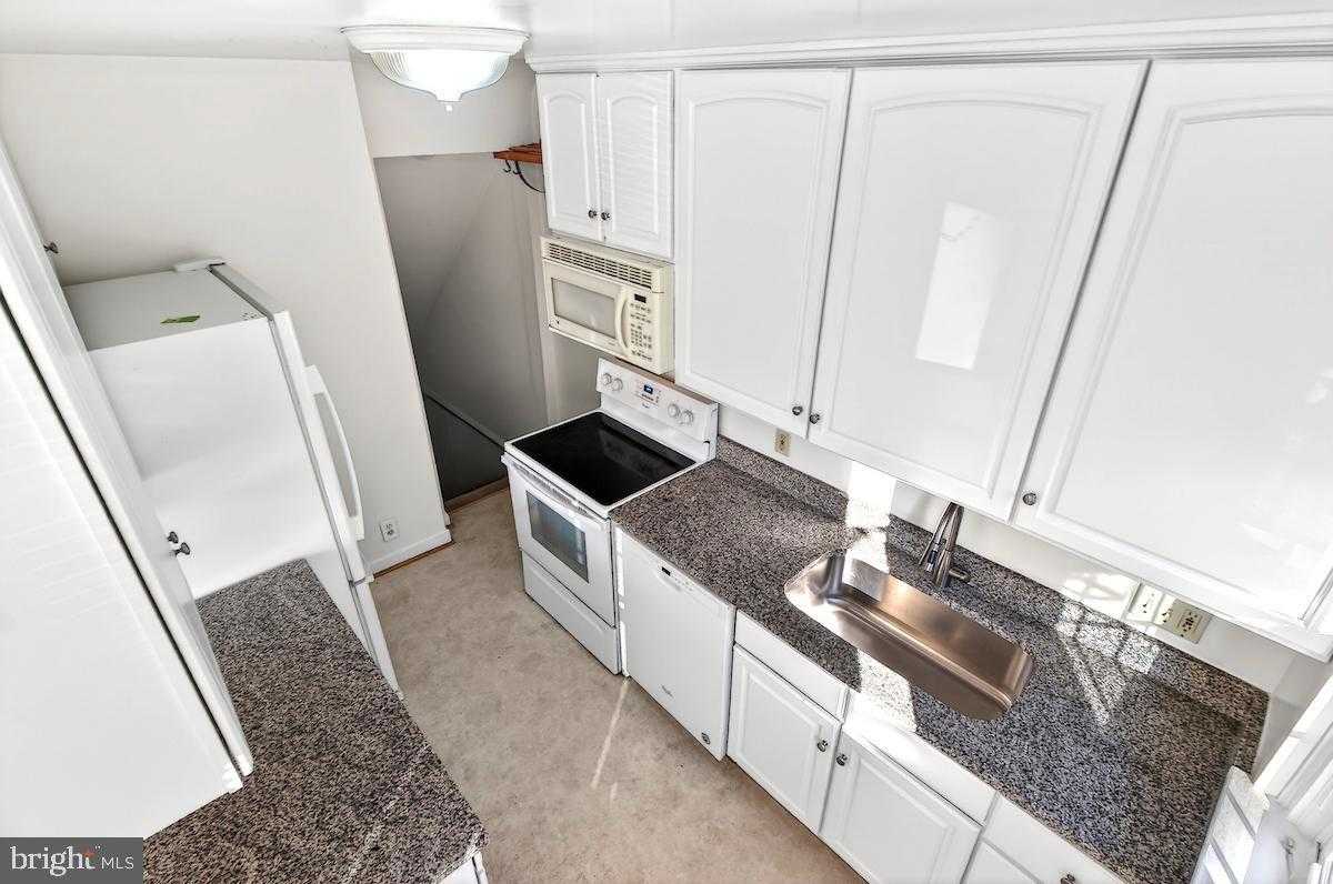 3455 S Stafford St photo 17