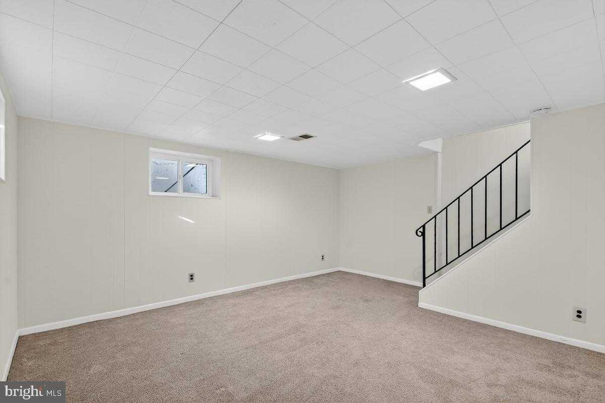 3455 S Stafford St photo 35