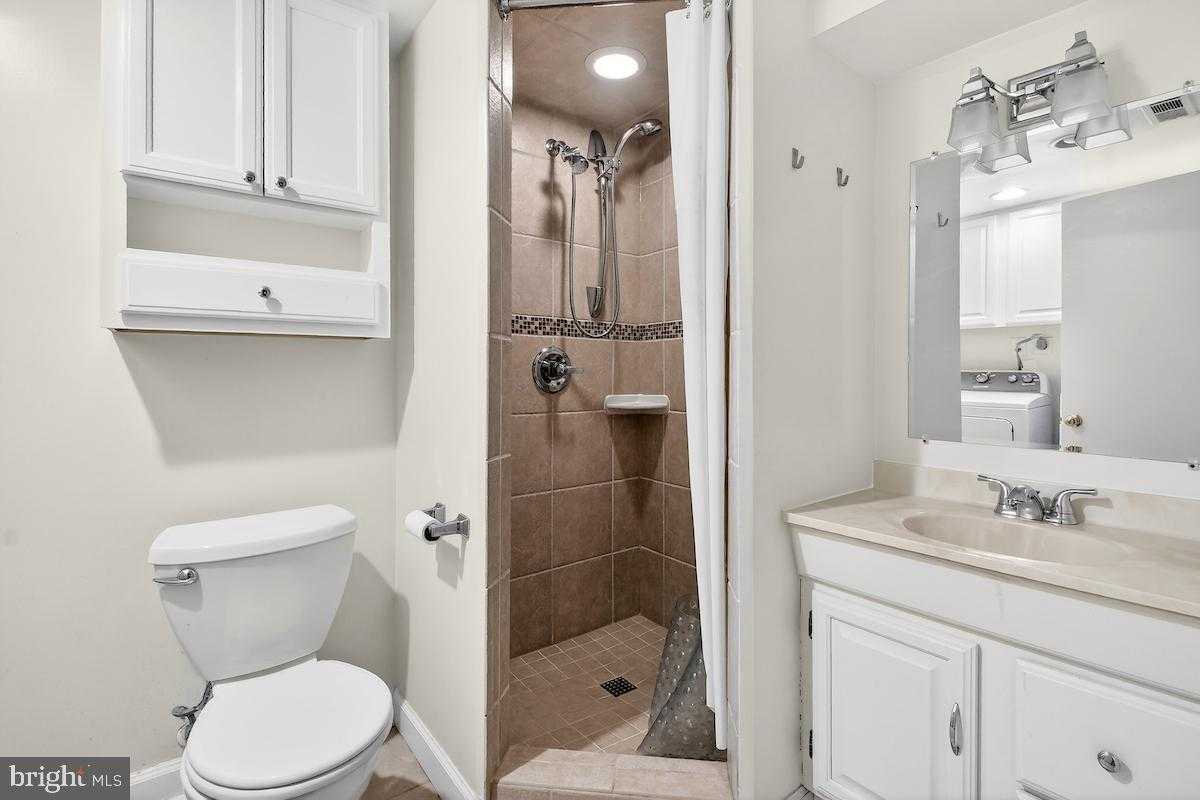 3455 S Stafford St photo 40