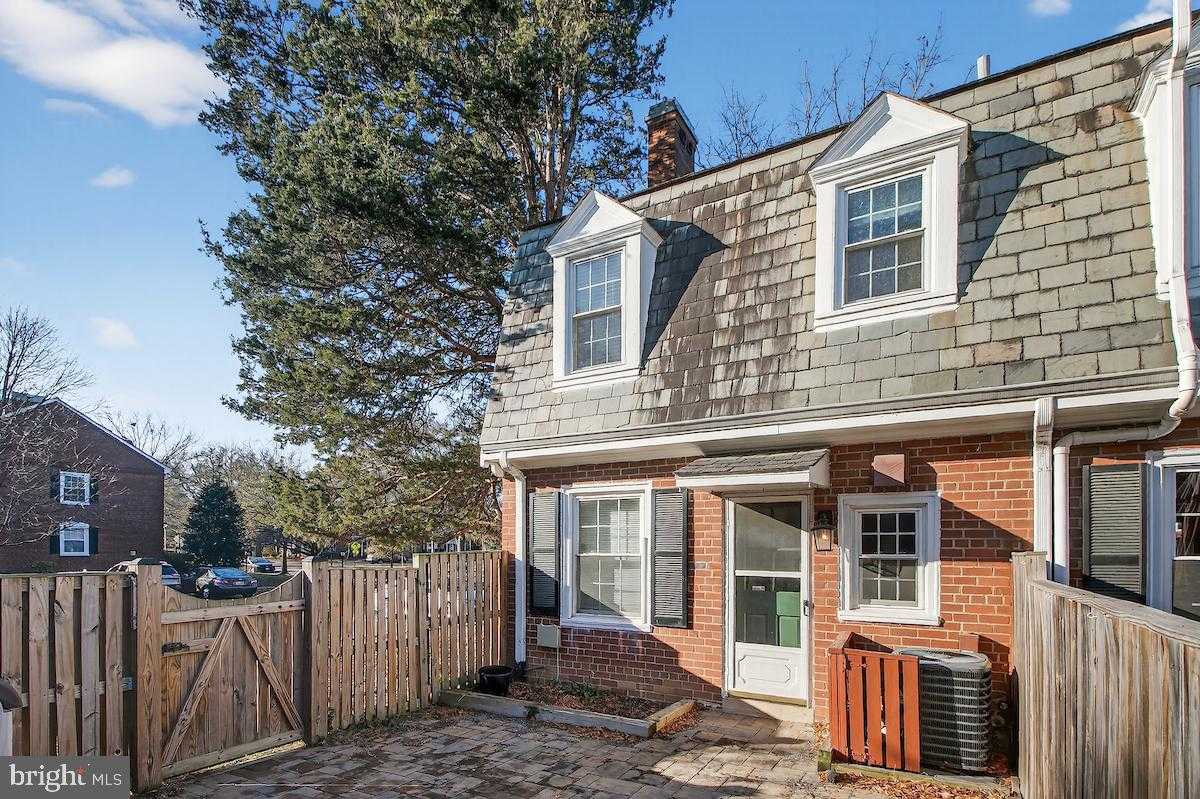 3455 S Stafford St photo 44