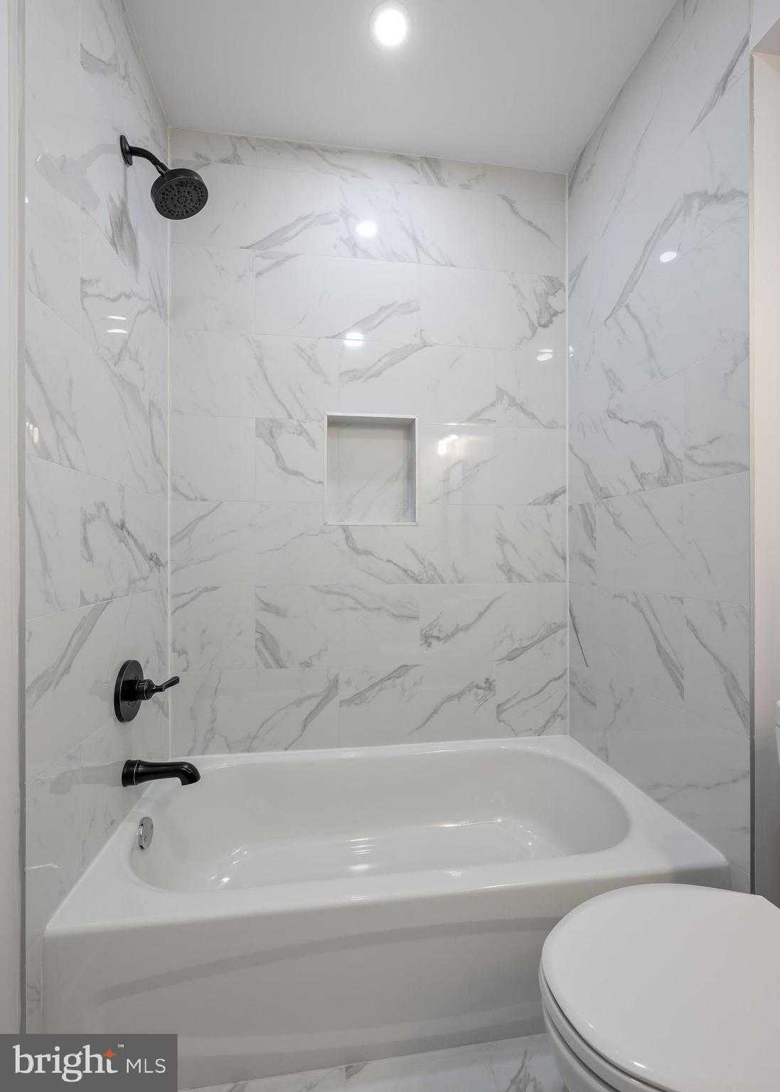 1923 Page St photo 10