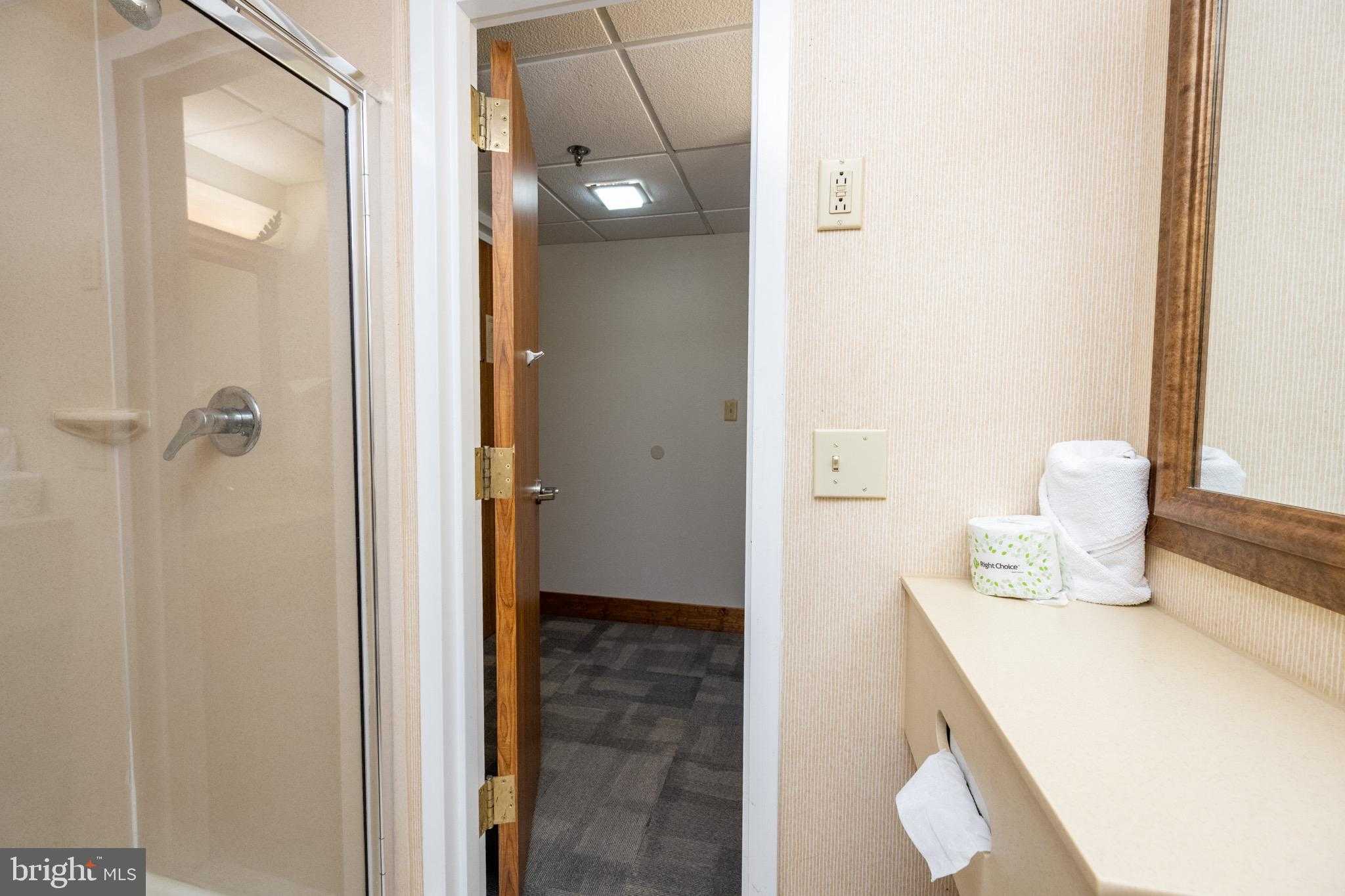 290 Marsh Hill Rd # 319c photo 13