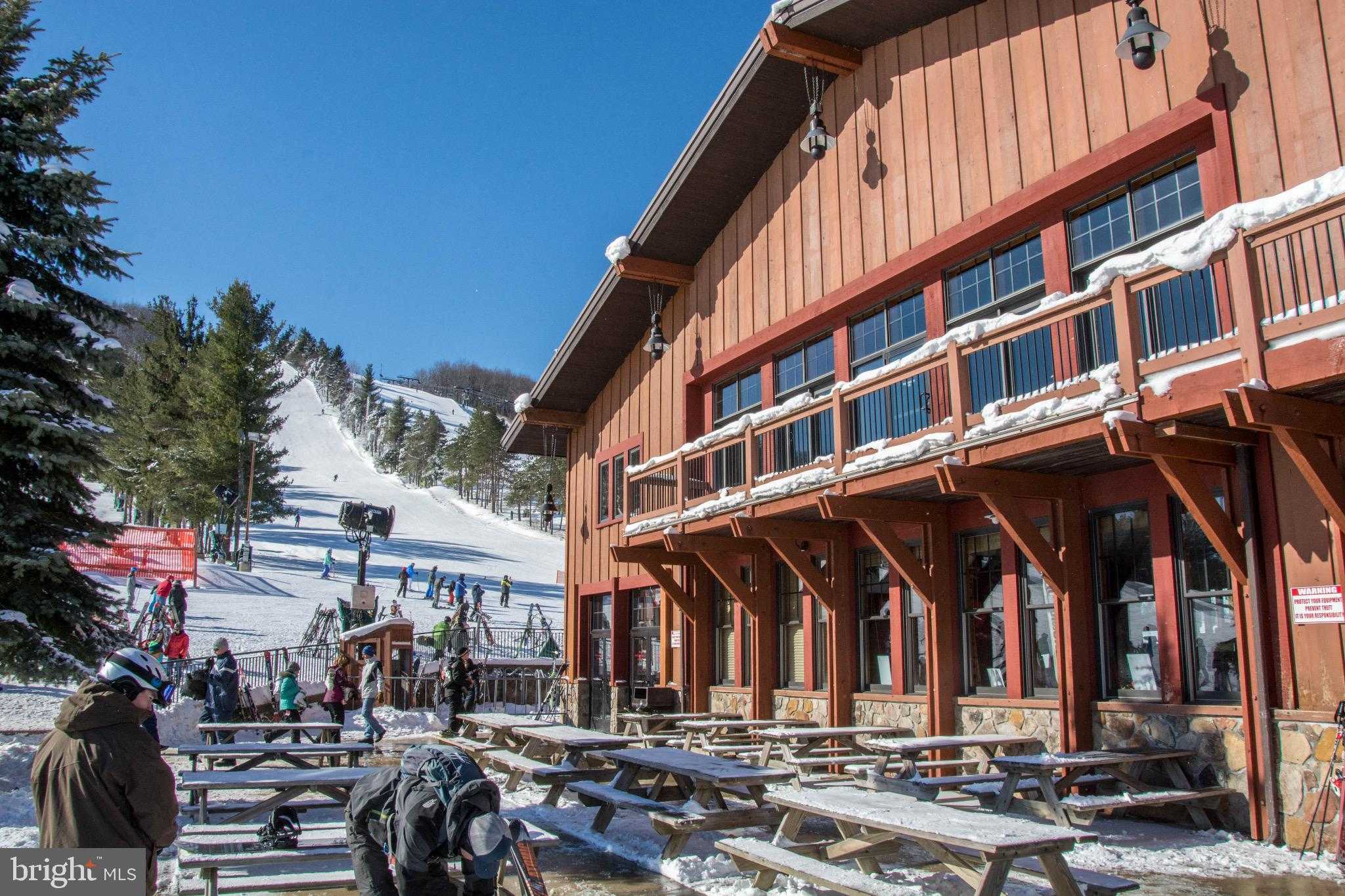 290 Marsh Hill Rd # 319c photo 33