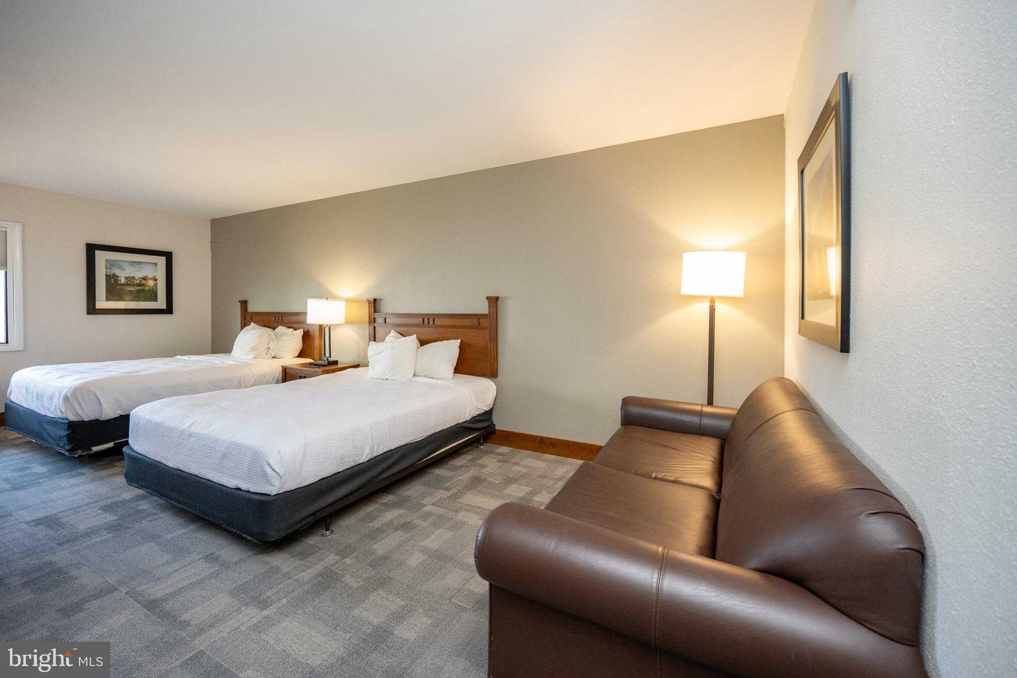 290 Marsh Hill Rd # 319c photo 7