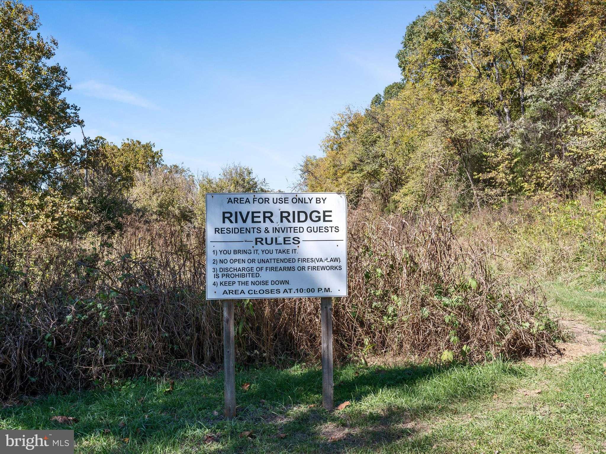 River Ridge Dr photo 12