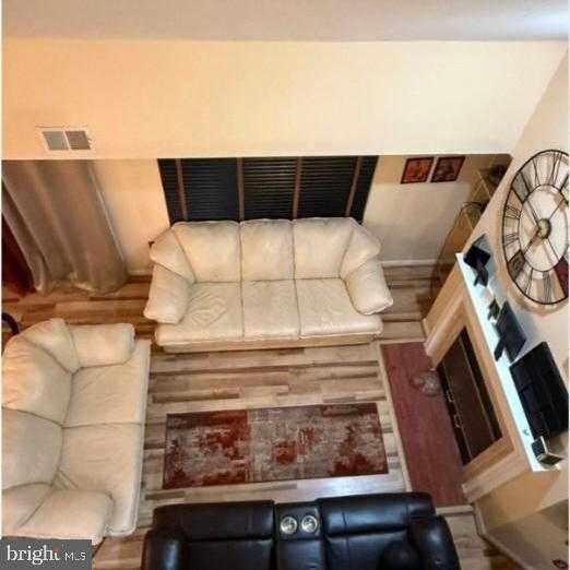 9709 Lake Pointe CT Apt 301 photo 23