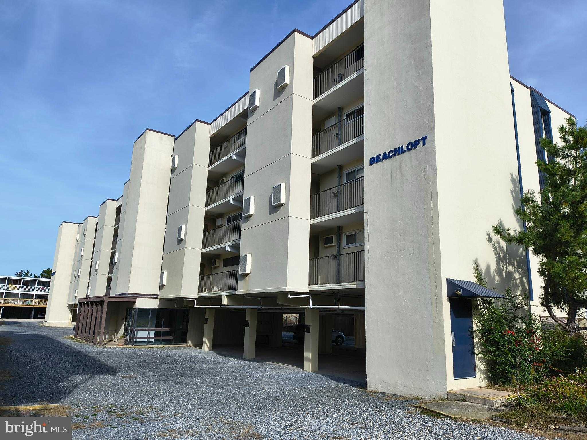 6803 Atlantic Ave Unit 4l photo 2