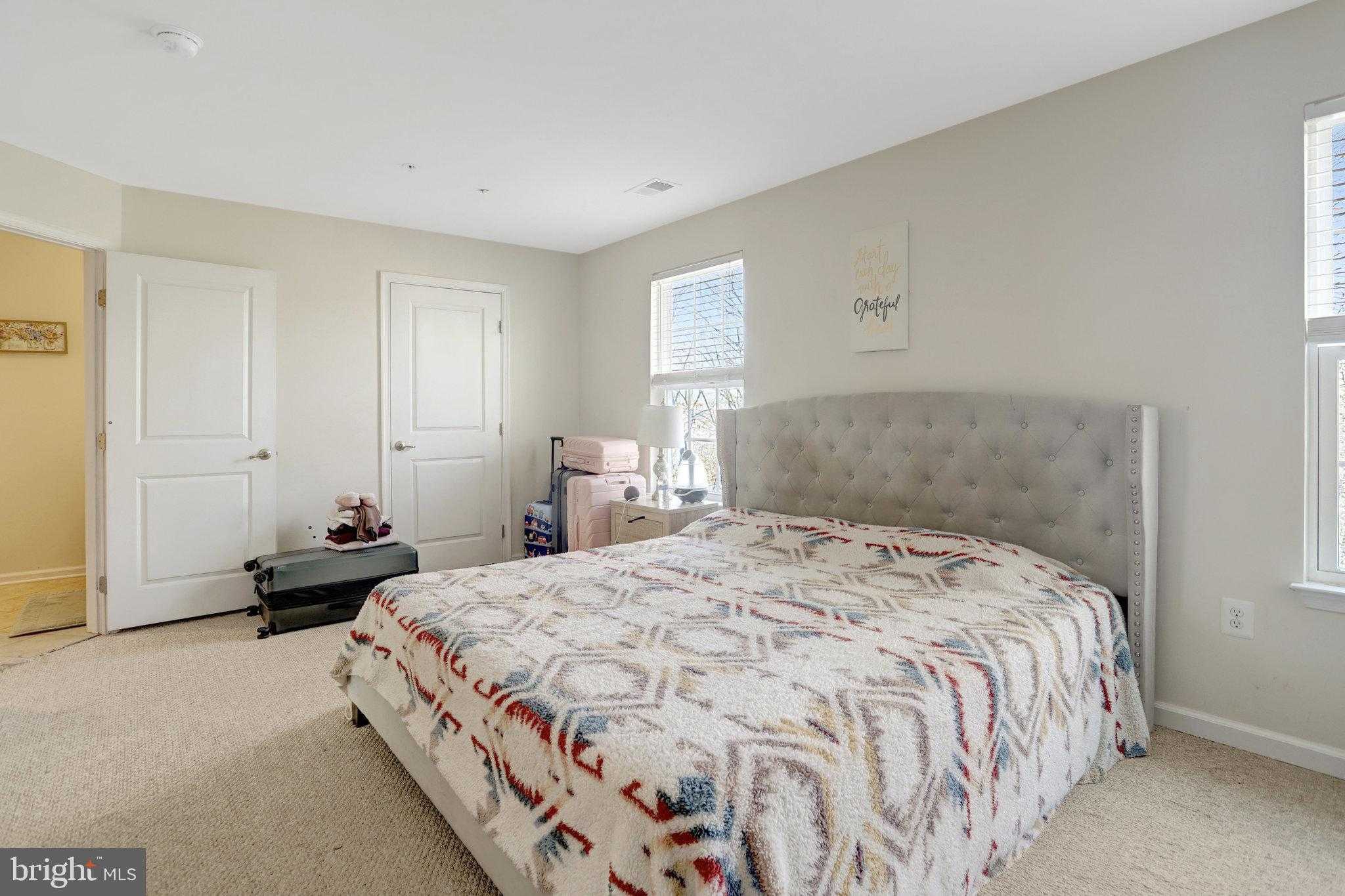 13803 Stroh CT photo 43