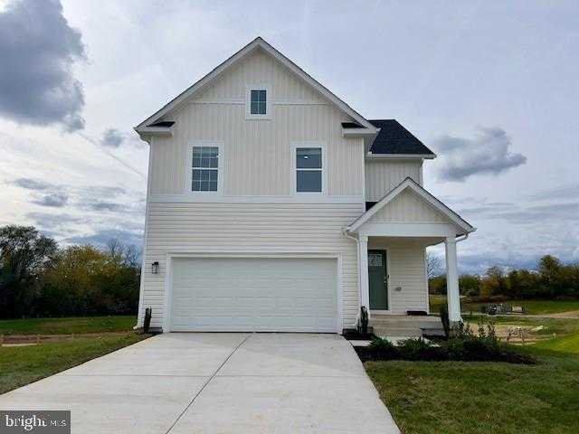 360 Eclipse St photo 2