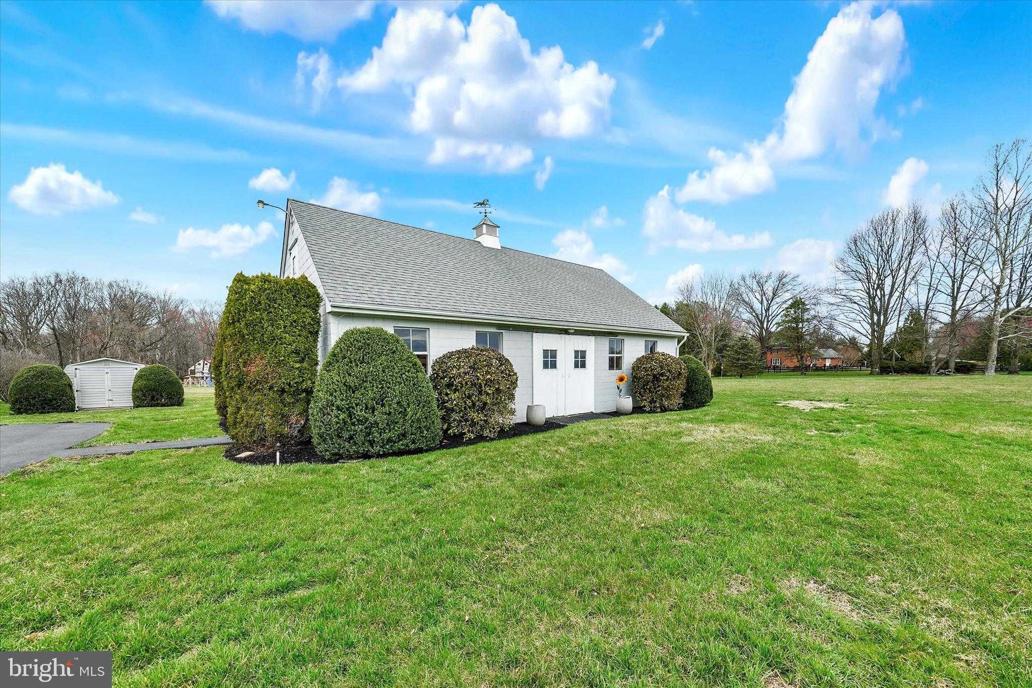 665 Chesterville Rd photo 31