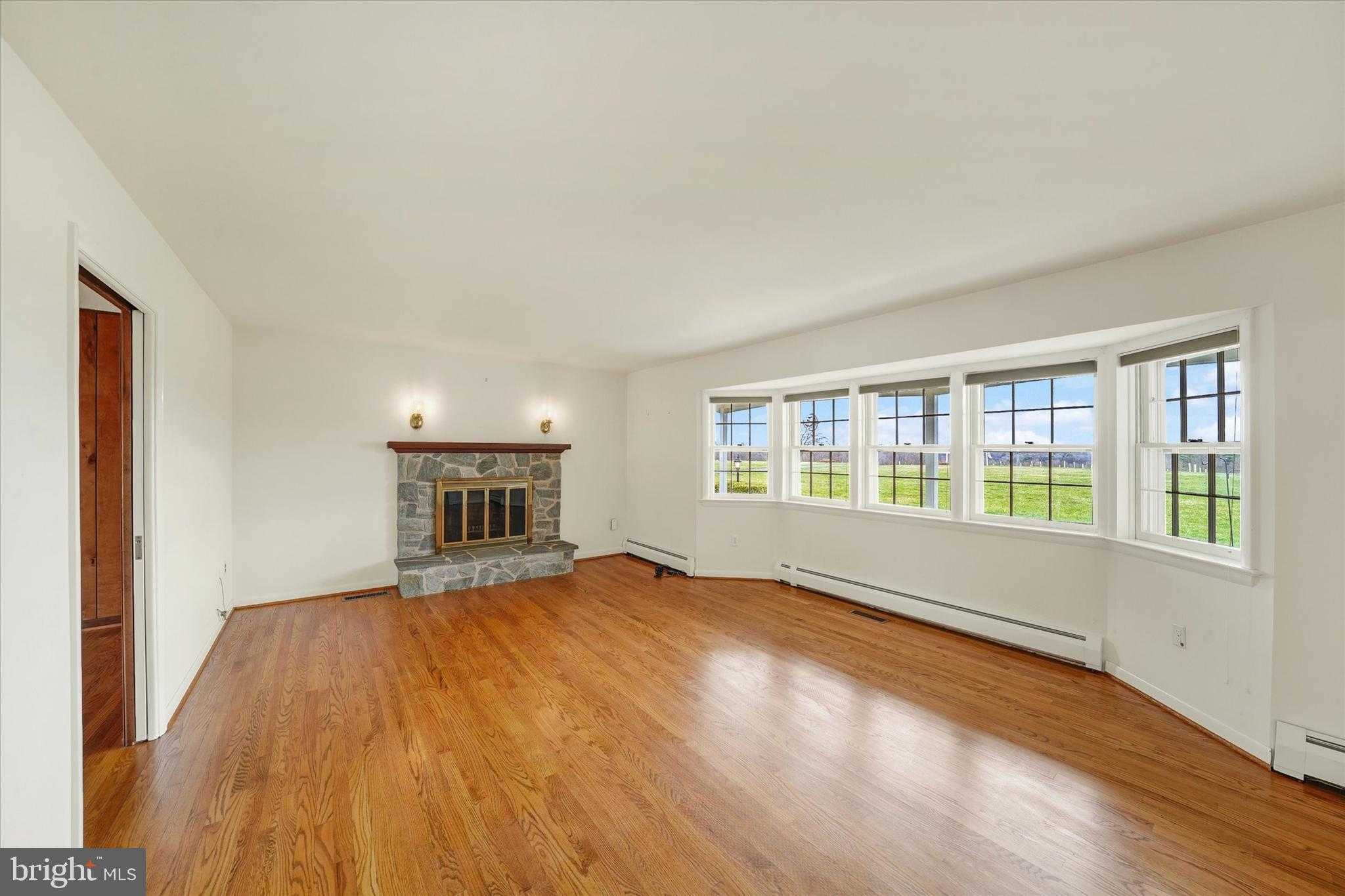 665 Chesterville Rd photo 5