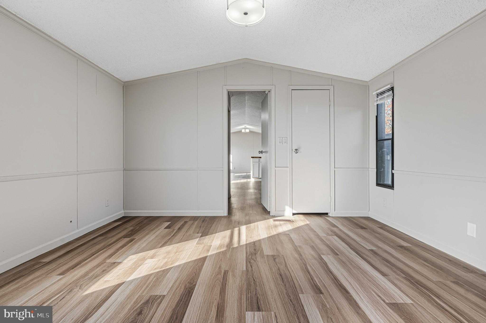 136 Rodeo Cir photo 23