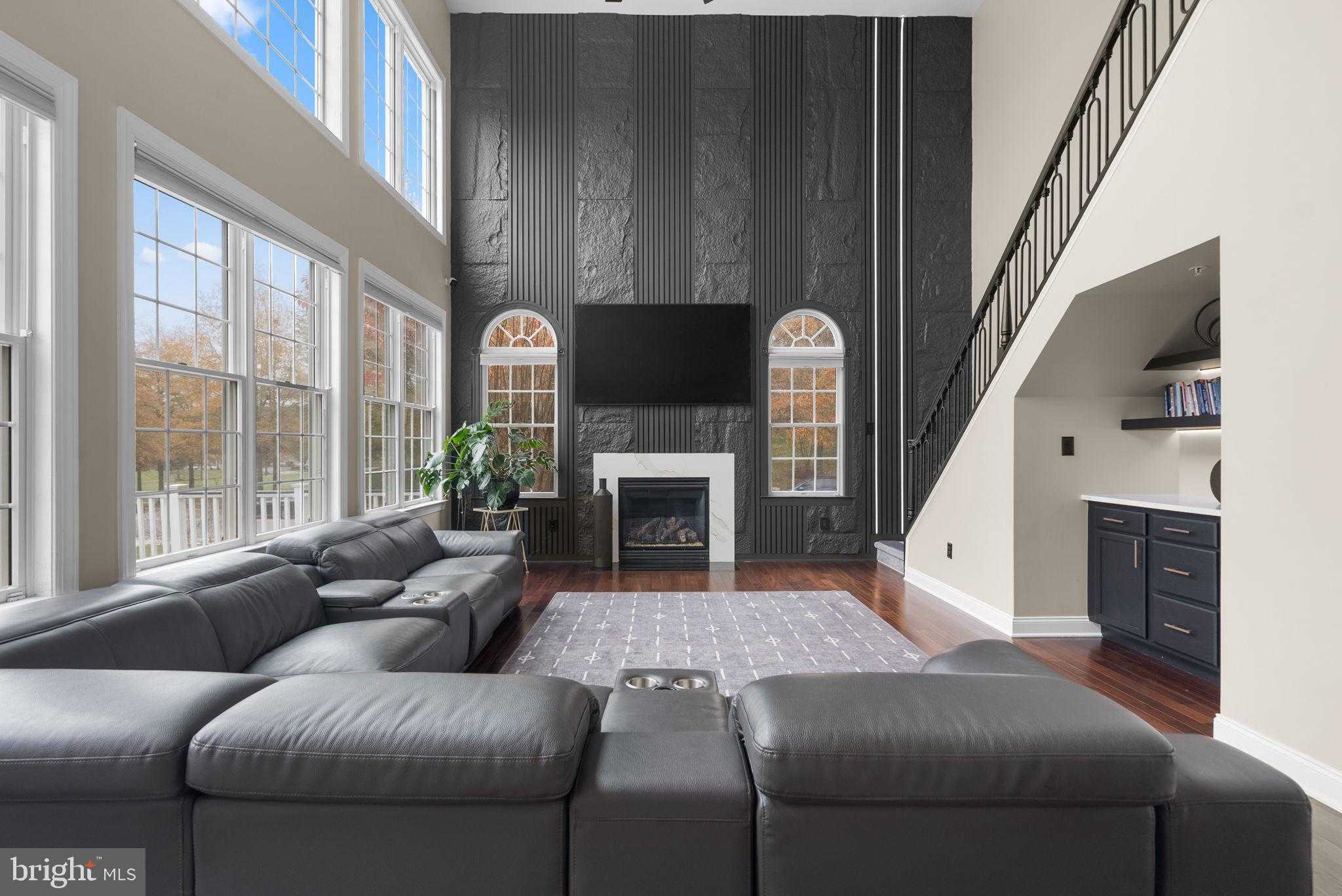 11201 Marlboro Ridge Rd photo 2