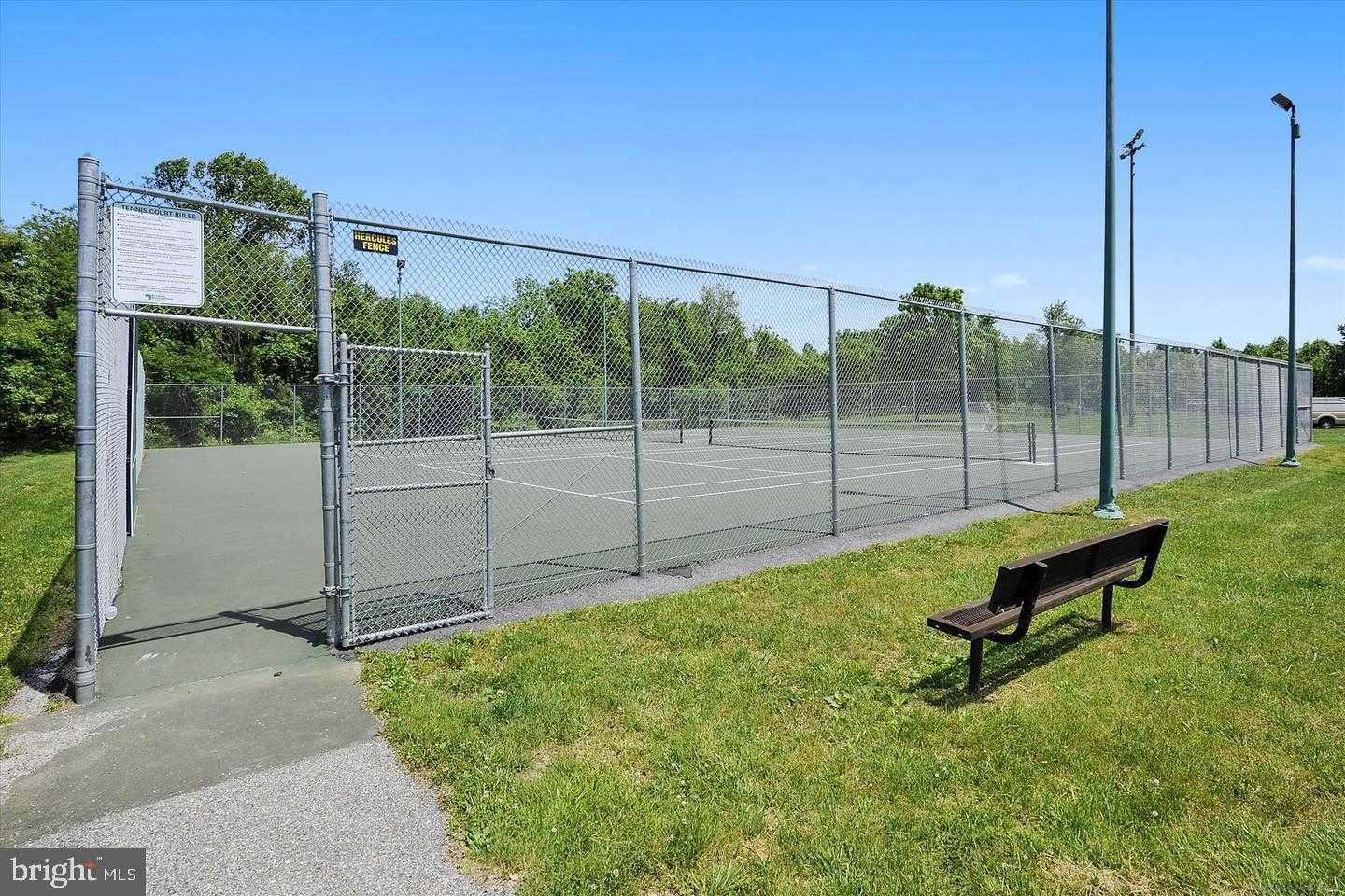 15603 Dorset Rd # 17 photo 31