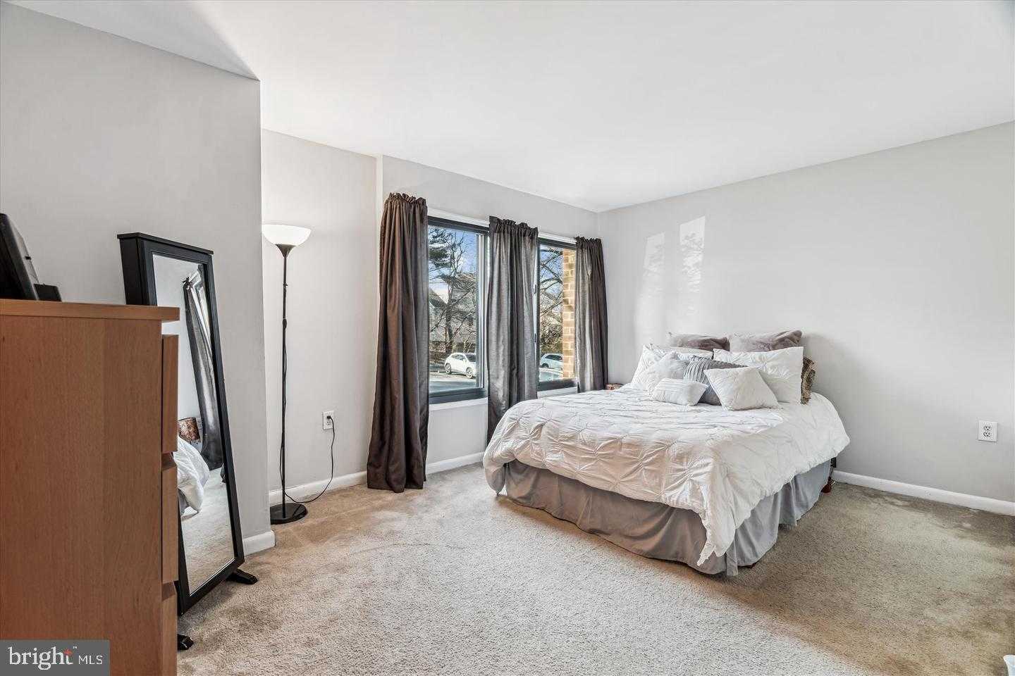 15603 Dorset Rd # 17 photo 5