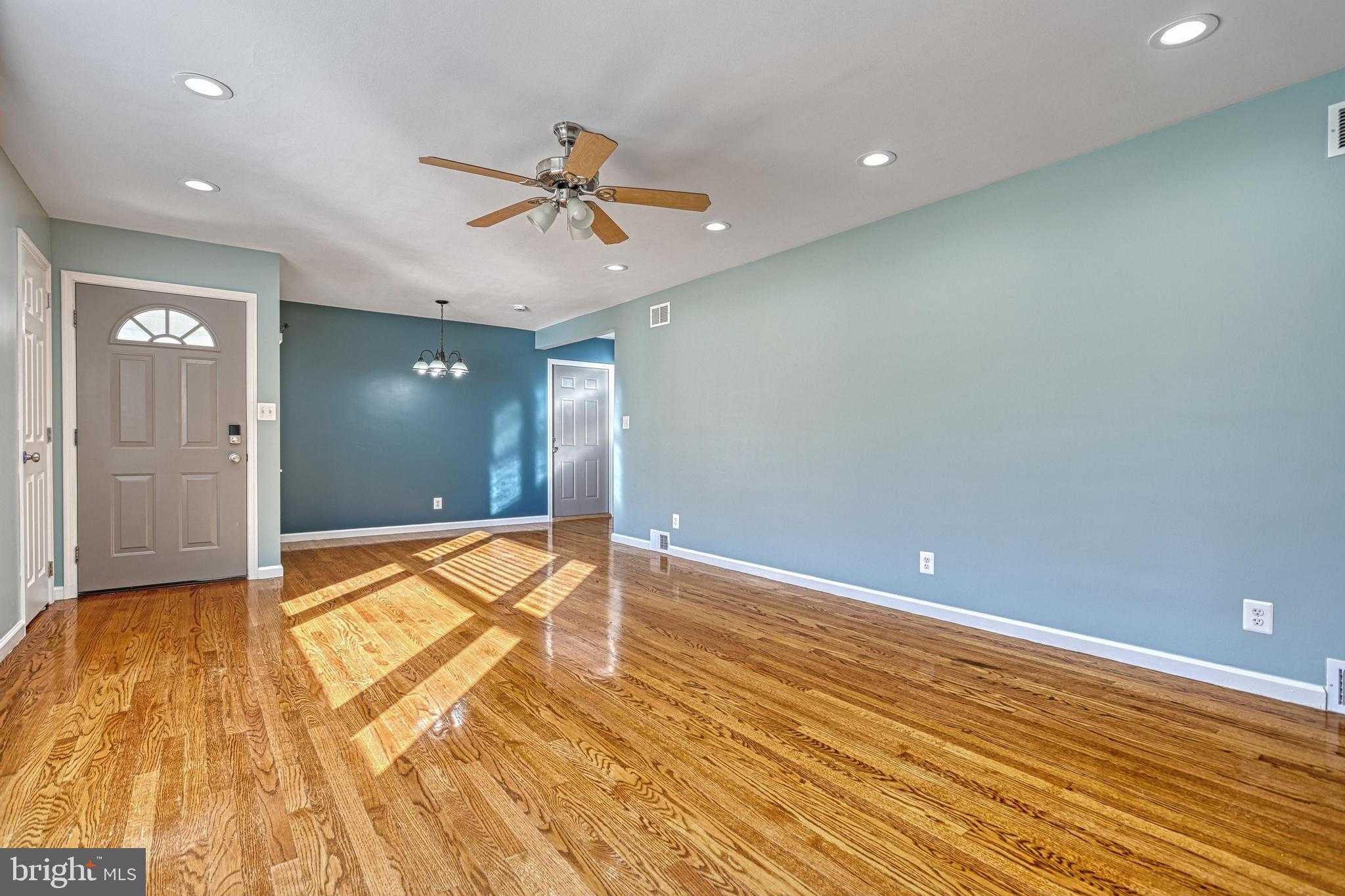 17 Charles Ave photo 7