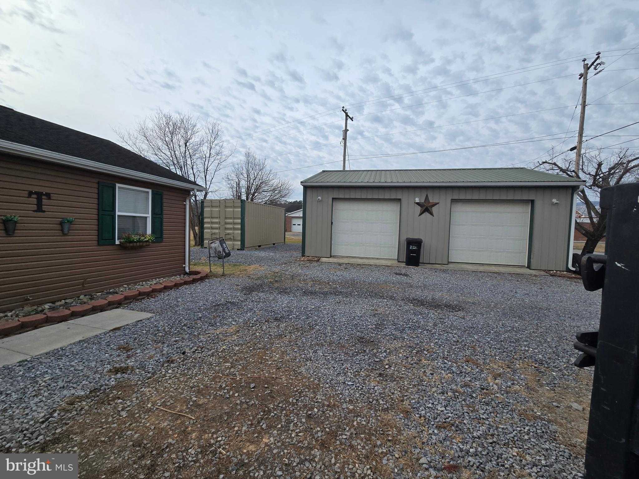 70 Kathys Ln photo 11